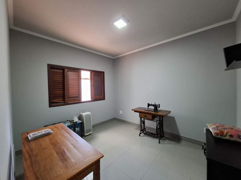 Casa, 3 quartos, 280 m² - Foto 9