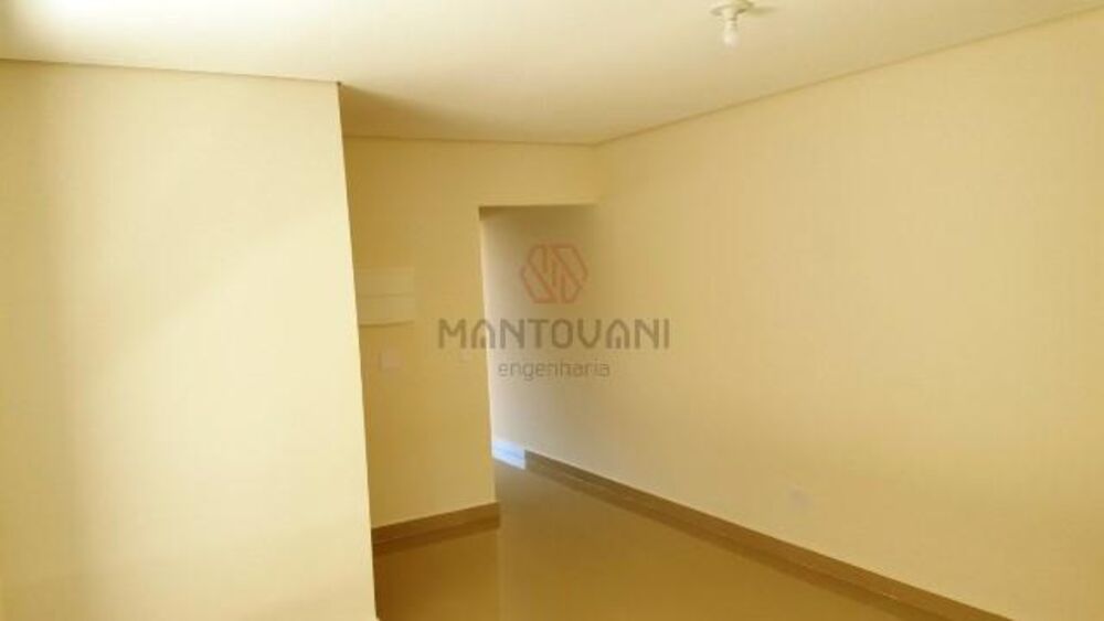 Casa à venda com 3 quartos, 150m² - Foto 3