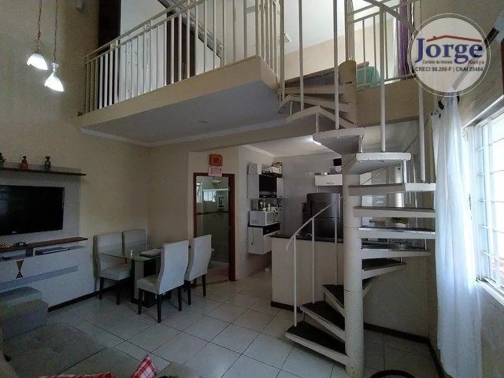 Casa à venda com 1 quarto, 135m² - Foto 2