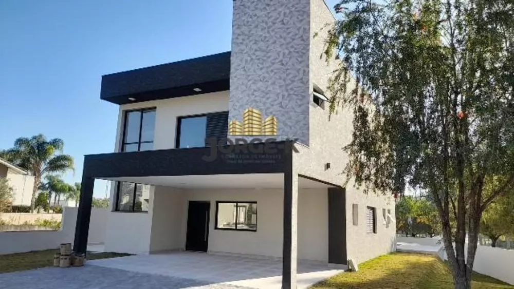 Casa de Condomínio à venda com 4 quartos, 600m² - Foto 2