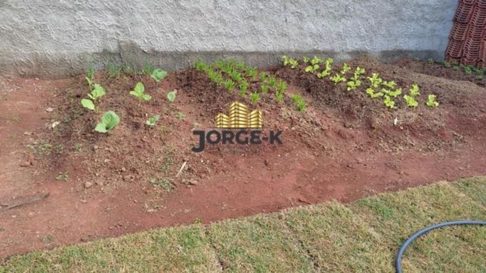 Chácara à venda com 3 quartos, 527m² - Foto 2