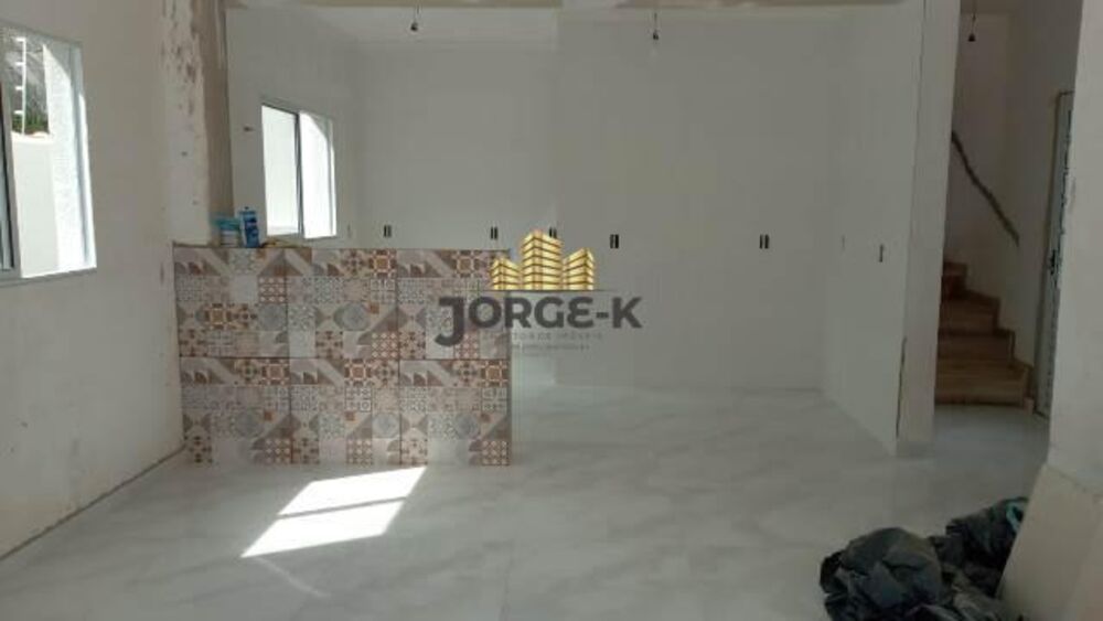 Casa, 3 quartos, 118 m² - Foto 1
