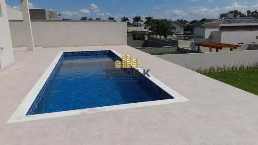 Casa de Condomínio à venda com 4 quartos, 600m² - Foto 4