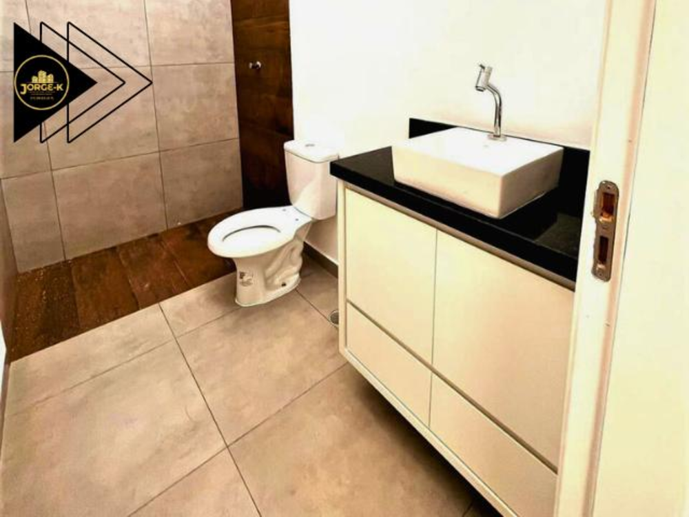 Casa à venda com 2 quartos, 181m² - Foto 3