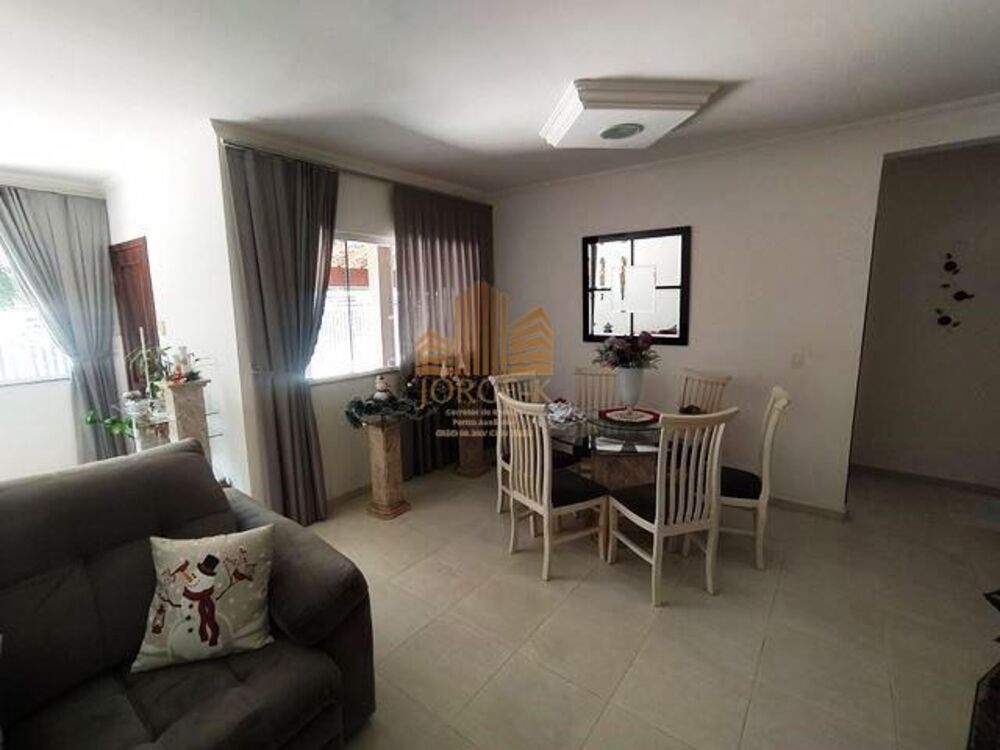 Casa, 5 quartos, 210 m² - Foto 4