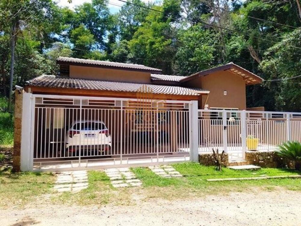 Casa, 5 quartos, 210 m² - Foto 2
