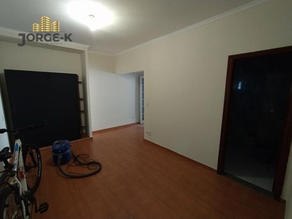 Casa, 4 quartos, 353 m² - Foto 1