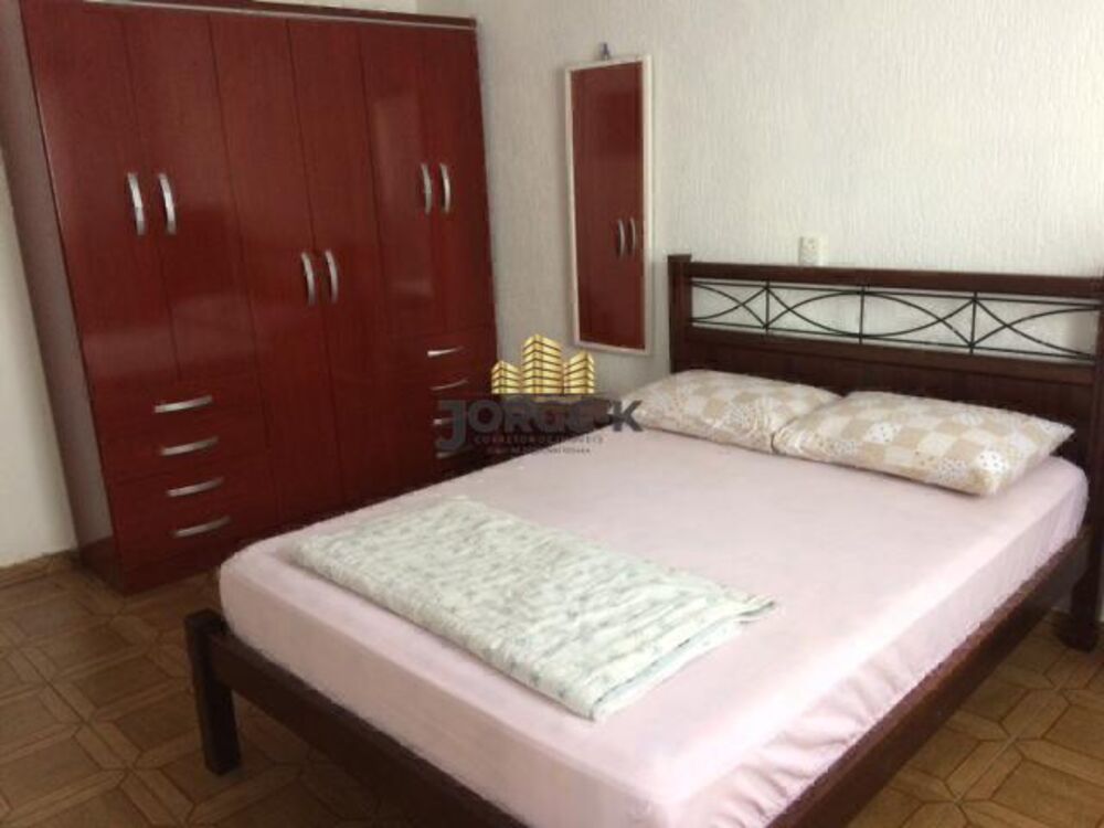 Casa, 3 quartos, 154 m² - Foto 1