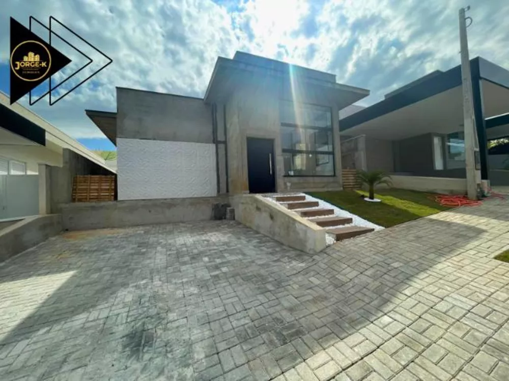 Casa de Condomínio à venda com 3 quartos, 360m² - Foto 2