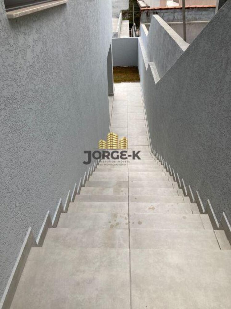 Casa à venda com 3 quartos, 180m² - Foto 5