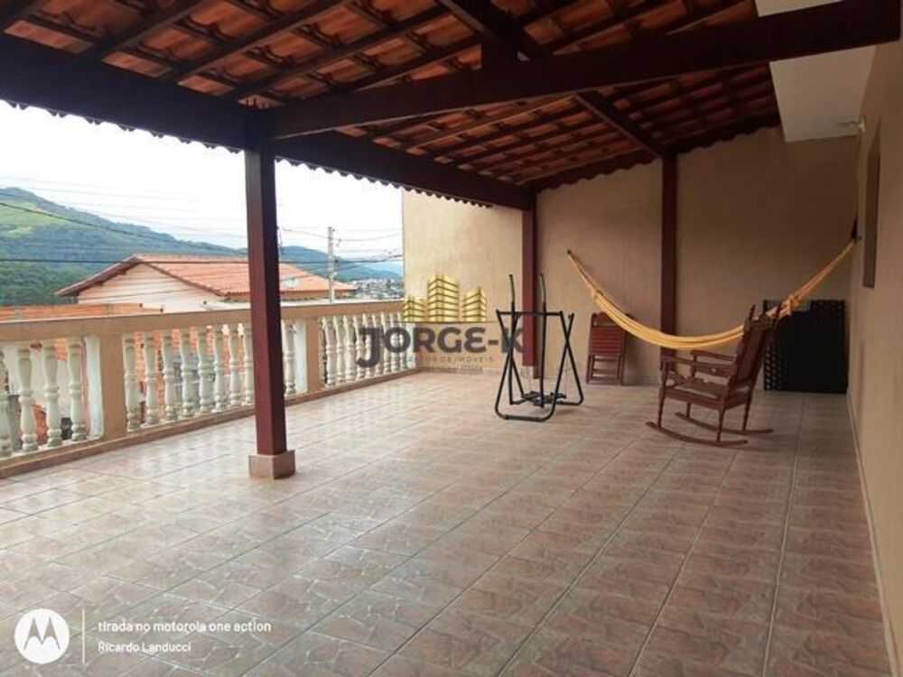 Casa, 3 quartos, 231 m² - Foto 4
