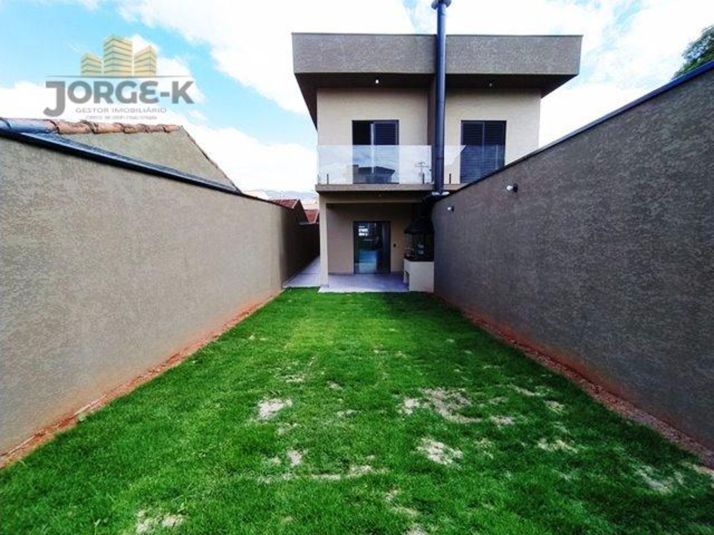 Casa, 3 quartos, 122 m² - Foto 1
