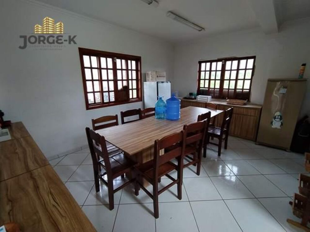 Chácara, 4 quartos, 738 m² - Foto 3