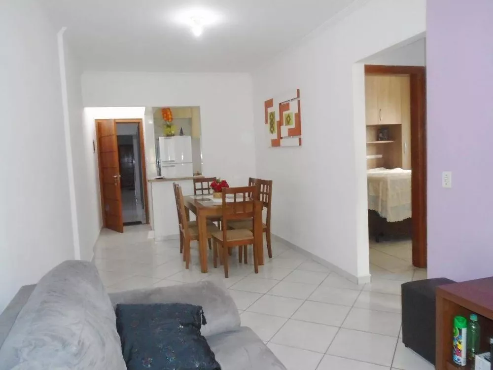 Apartamento à venda com 2 quartos, 70m² - Foto 1