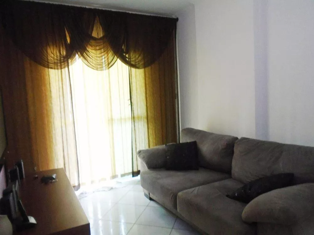 Apartamento à venda com 2 quartos, 70m² - Foto 2