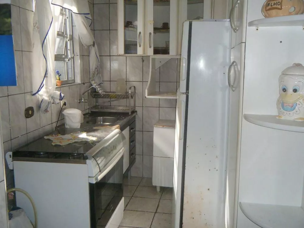 Apartamento à venda com 2 quartos, 69m² - Foto 3