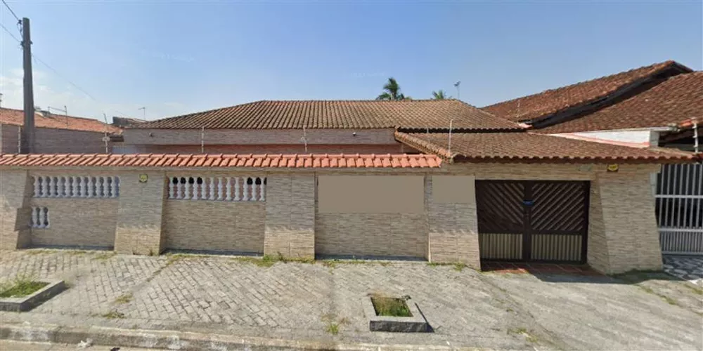 Casa à venda com 3 quartos, 157m² - Foto 1