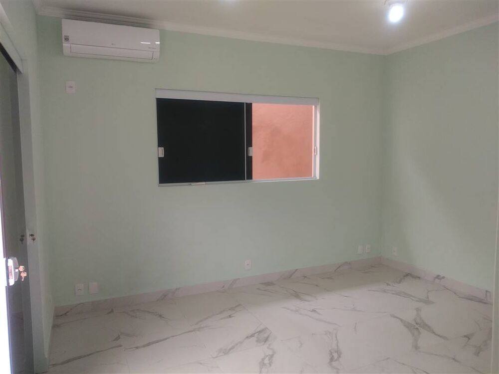 Casa, 3 quartos, 204 m² - Foto 3