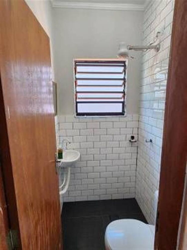 Casa à venda com 3 quartos, 144m² - Foto 4