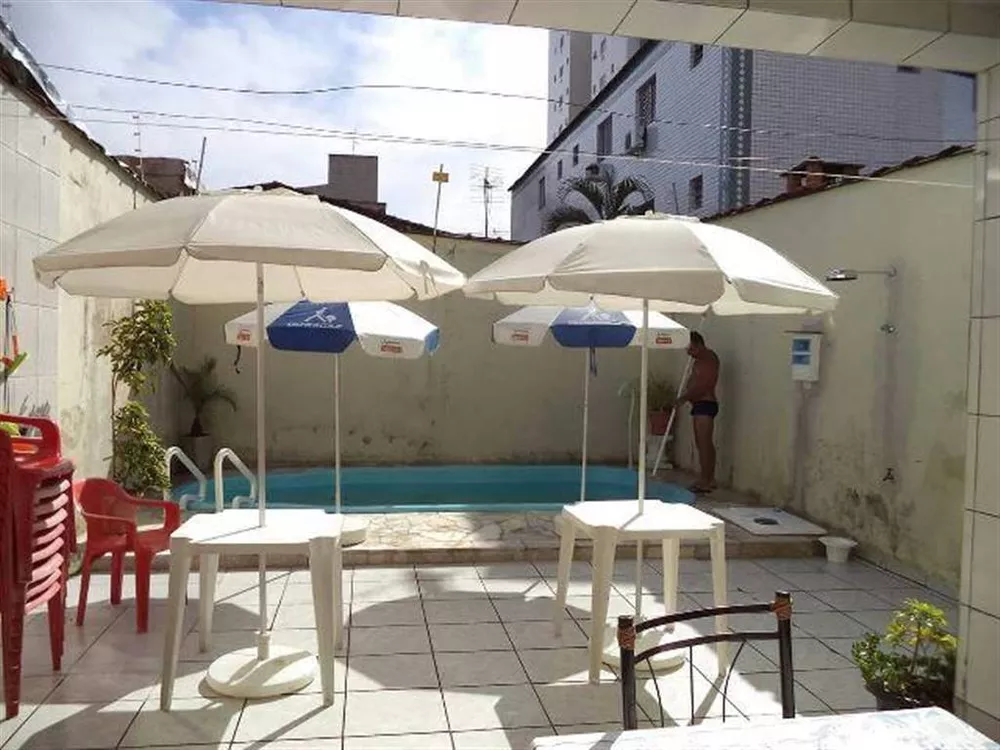 Sobrado à venda com 3 quartos, 180m² - Foto 1