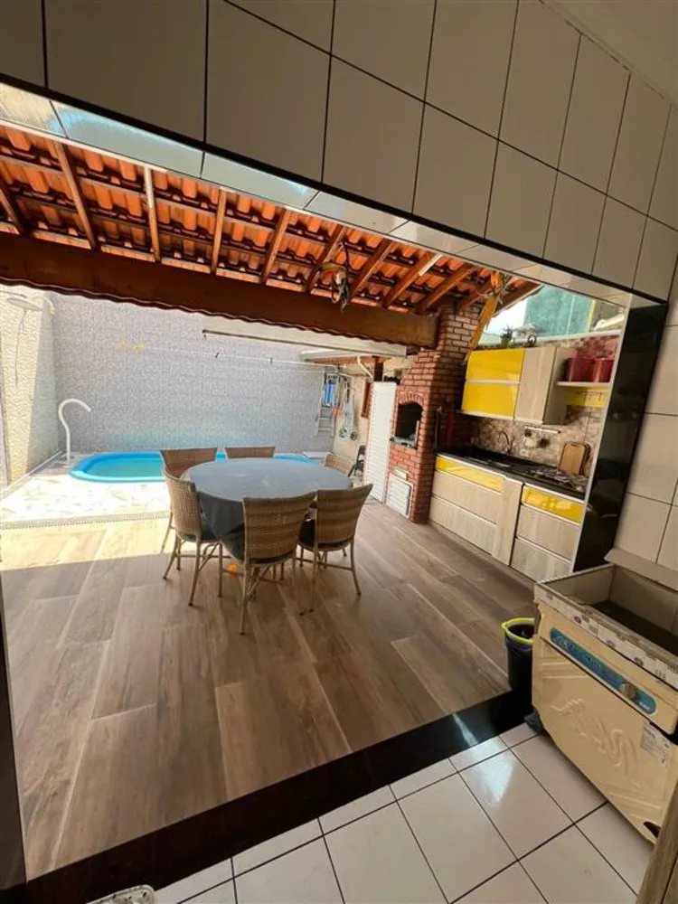 Sobrado, 3 quartos, 130 m² - Foto 2