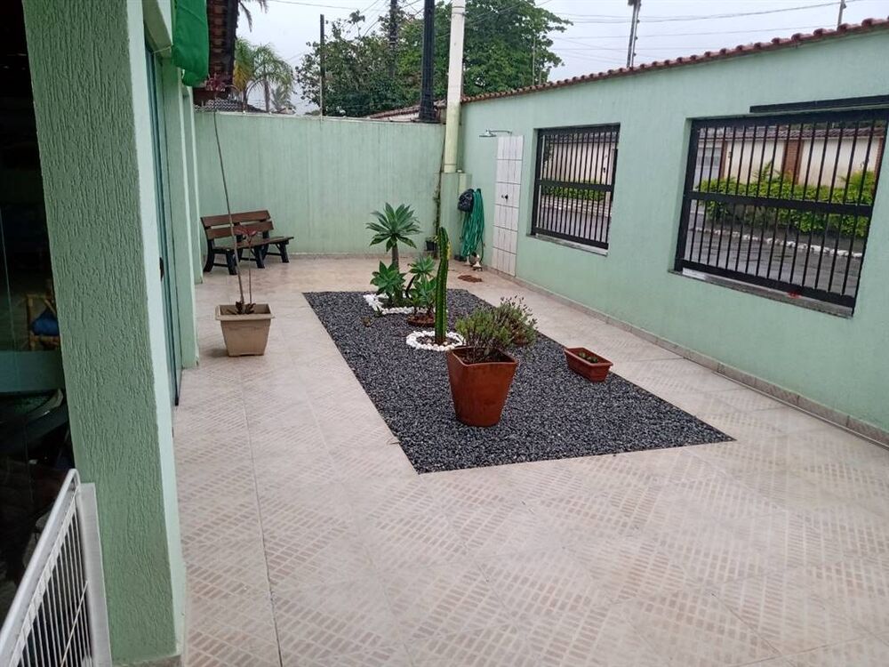 Casa, 5 quartos, 267 m² - Foto 2