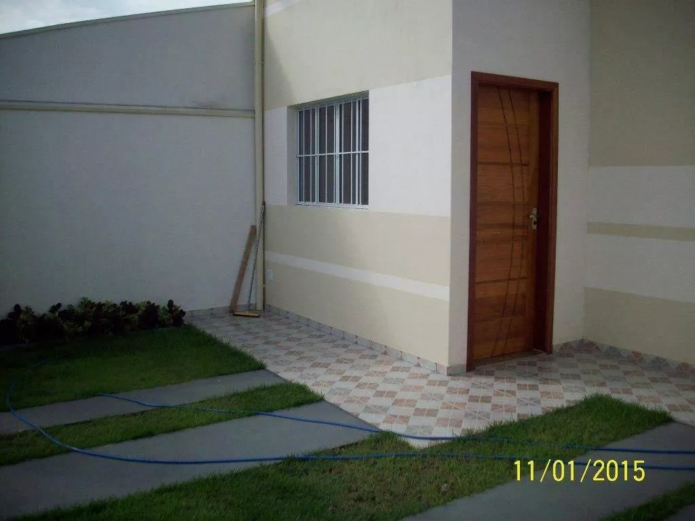 Casa à venda com 2 quartos, 70m² - Foto 5