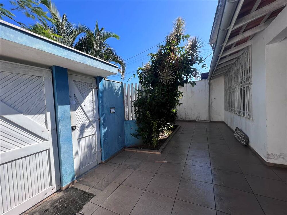 Casa, 4 quartos, 200 m² - Foto 1