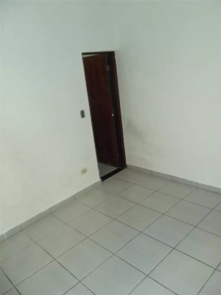 Casa à venda com 2 quartos, 80m² - Foto 18