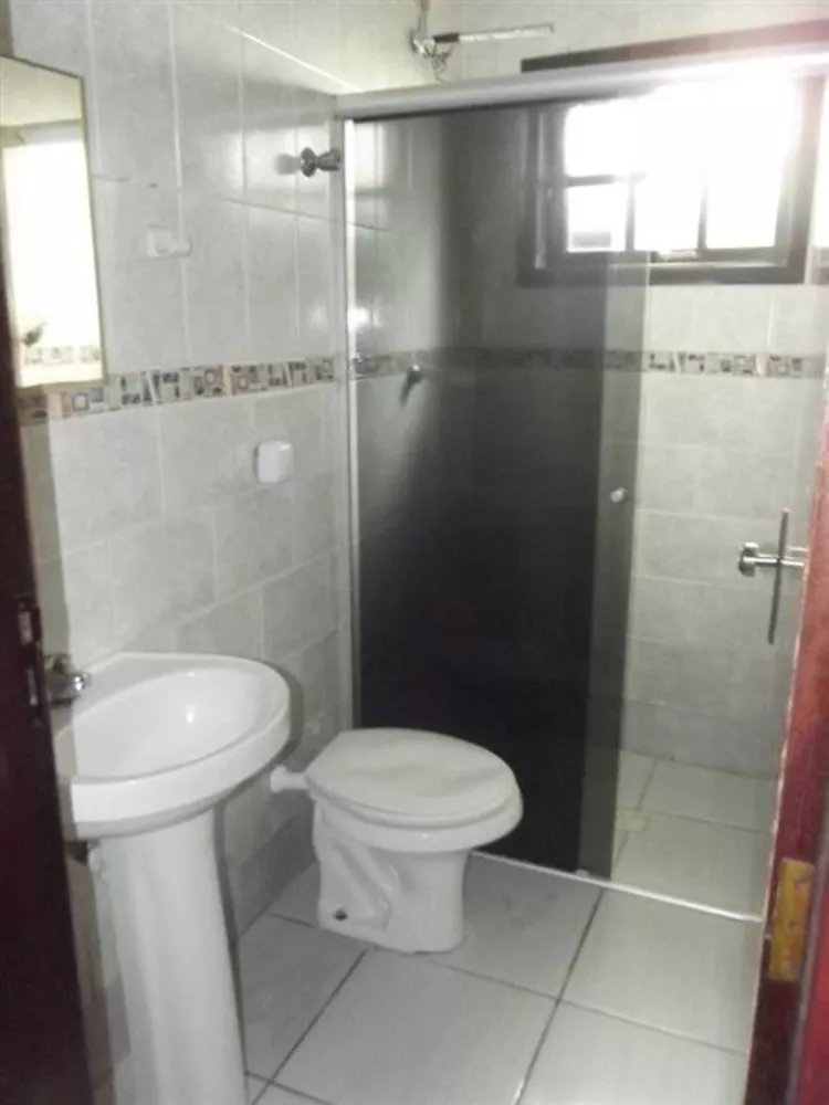 Casa à venda com 2 quartos, 80m² - Foto 11