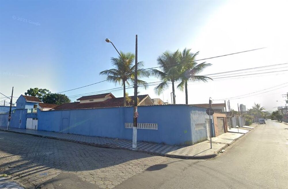 Casa, 3 quartos, 216 m² - Foto 1