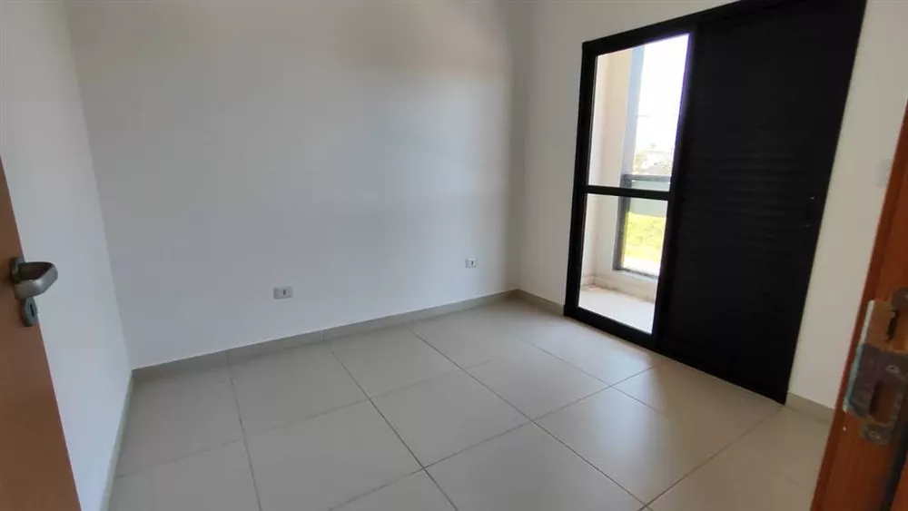 Casa à venda com 2 quartos, 60m² - Foto 5