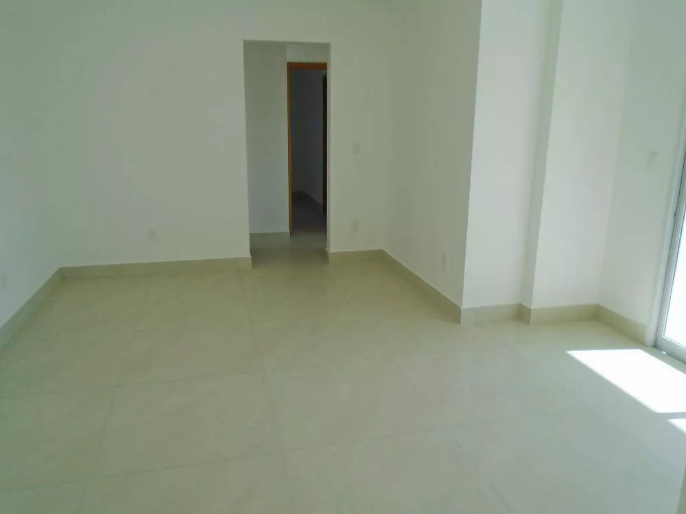 Apartamento à venda com 2 quartos, 86m² - Foto 2