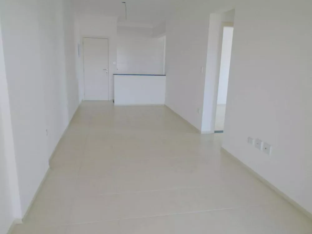 Apartamento à venda com 3 quartos, 115m² - Foto 3