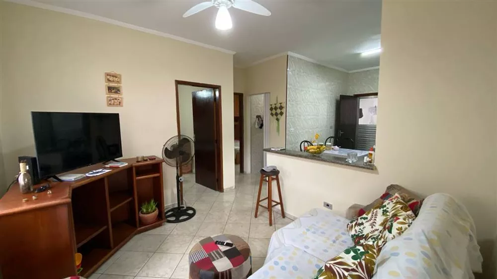 Casa à venda com 2 quartos, 49m² - Foto 4