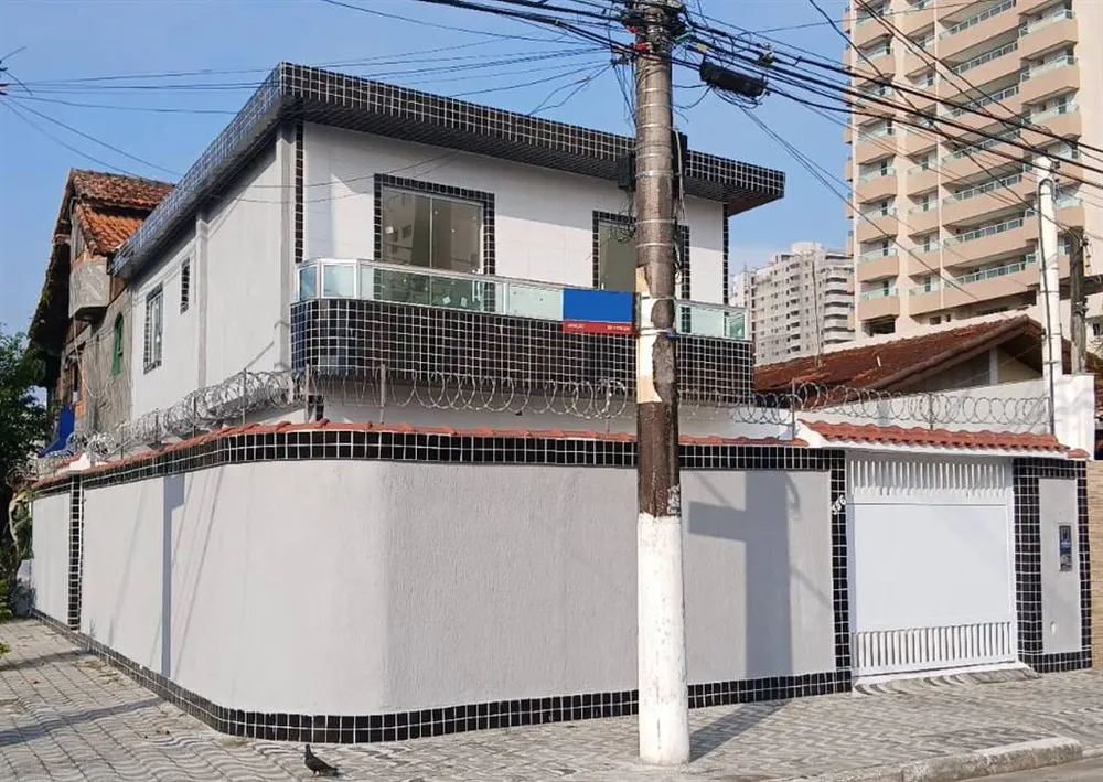 Casa, 4 quartos, 146 m² - Foto 1