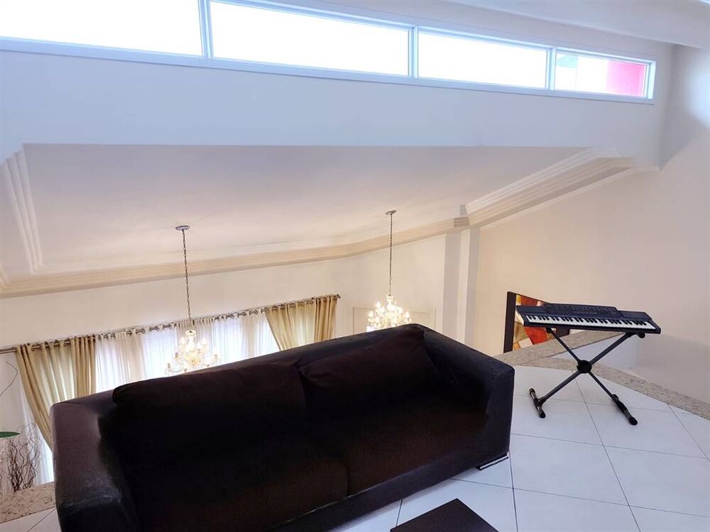 Casa, 3 quartos, 249 m² - Foto 11