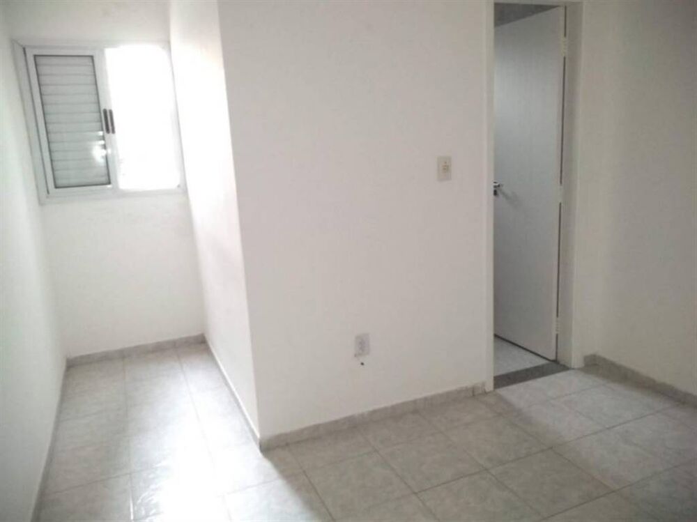 Sobrado para alugar com 2 quartos, 75m² - Foto 2
