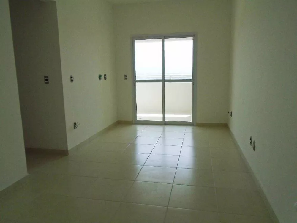 Apartamento à venda com 2 quartos, 75m² - Foto 2