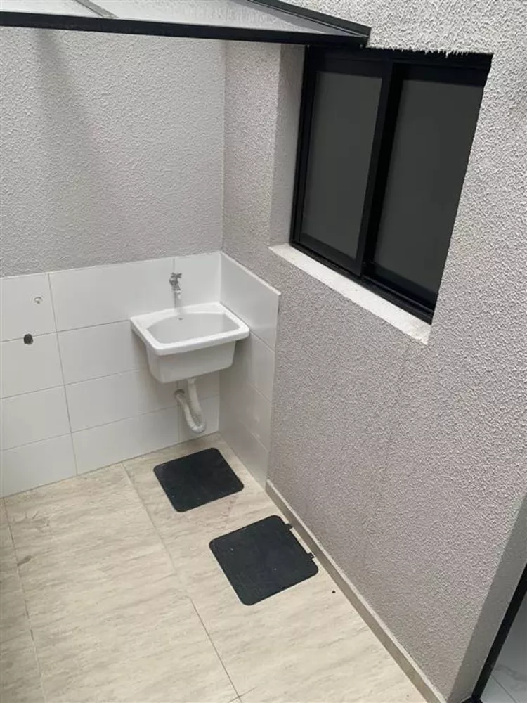 Casa à venda com 2 quartos, 59m² - Foto 8