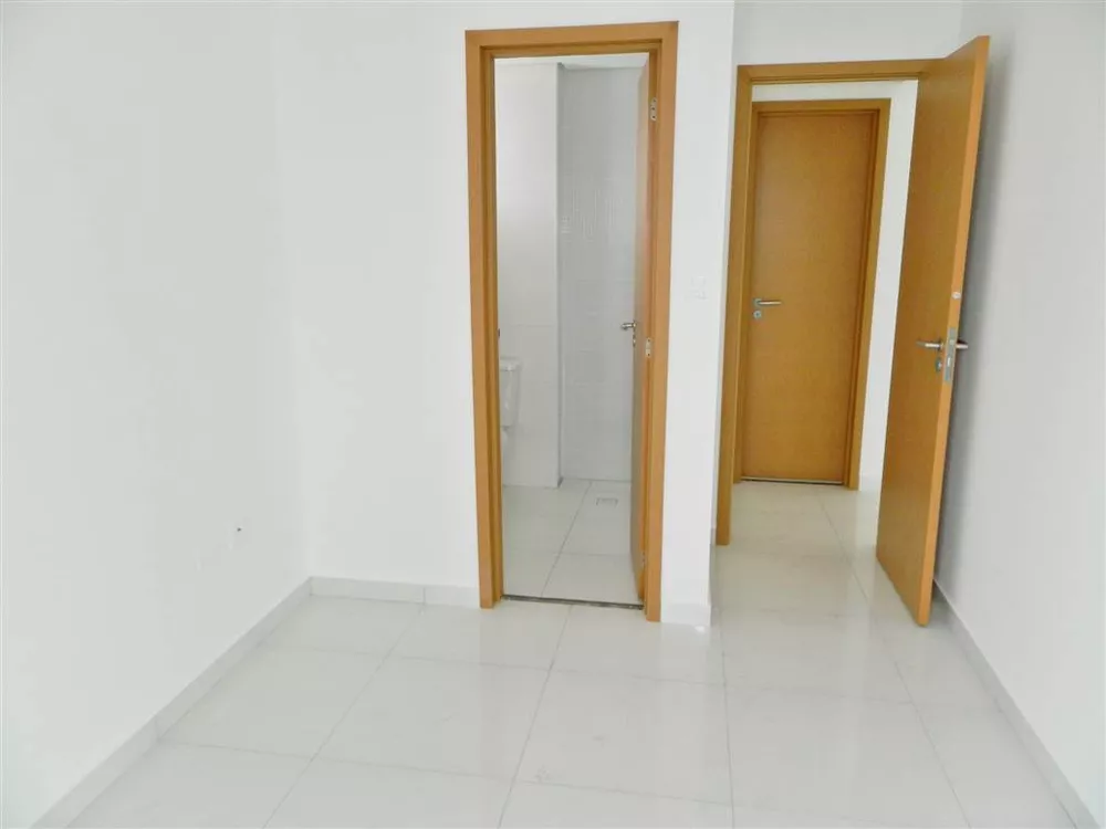 Apartamento à venda com 2 quartos, 81m² - Foto 3