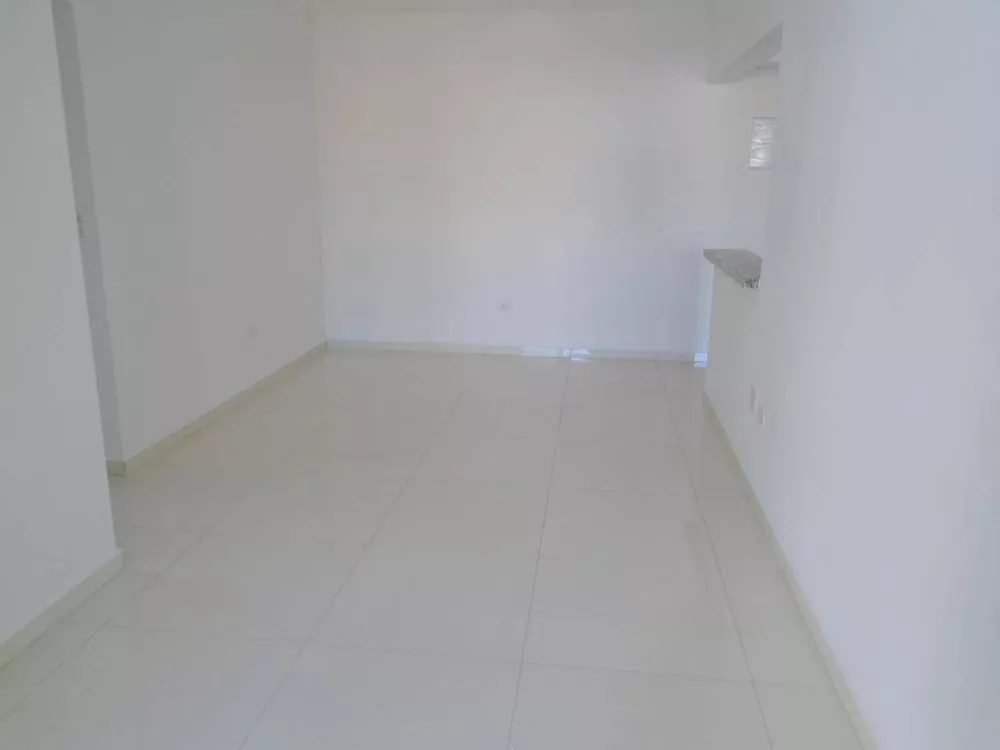 Apartamento à venda com 2 quartos, 77m² - Foto 4