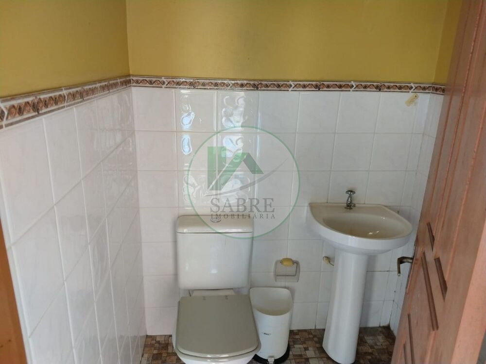 Casa, 3 quartos, 235 m² - Foto 1