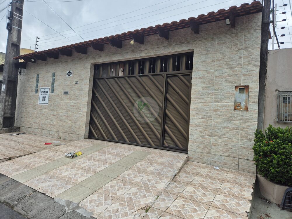 Casa, 3 quartos, 132 m² - Foto 1