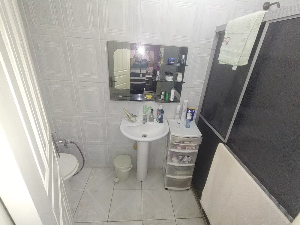 Casa, 3 quartos, 218 m² - Foto 35