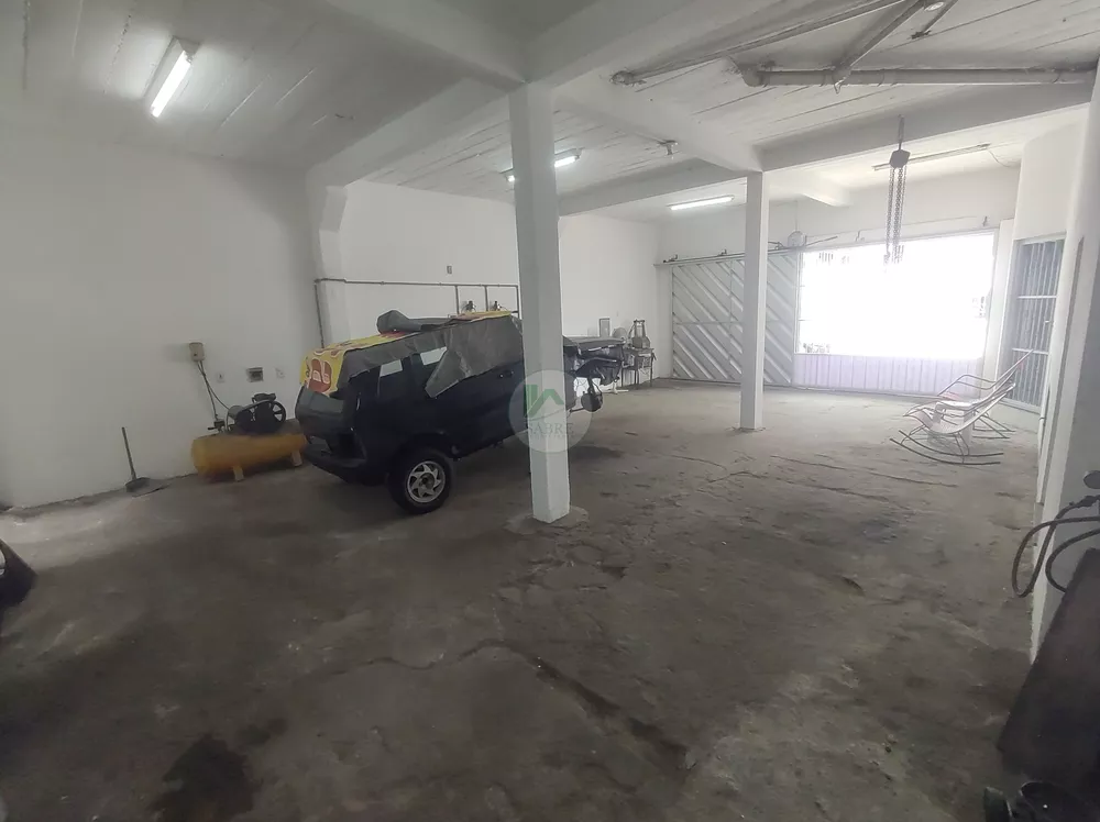 Casa, 3 quartos, 218 m² - Foto 23