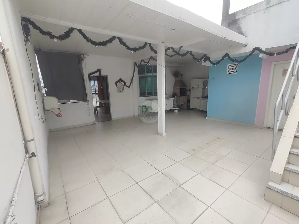 Casa, 3 quartos, 218 m² - Foto 14