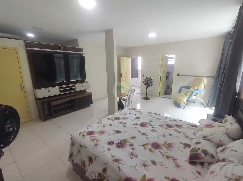 Casa, 3 quartos, 218 m² - Foto 1