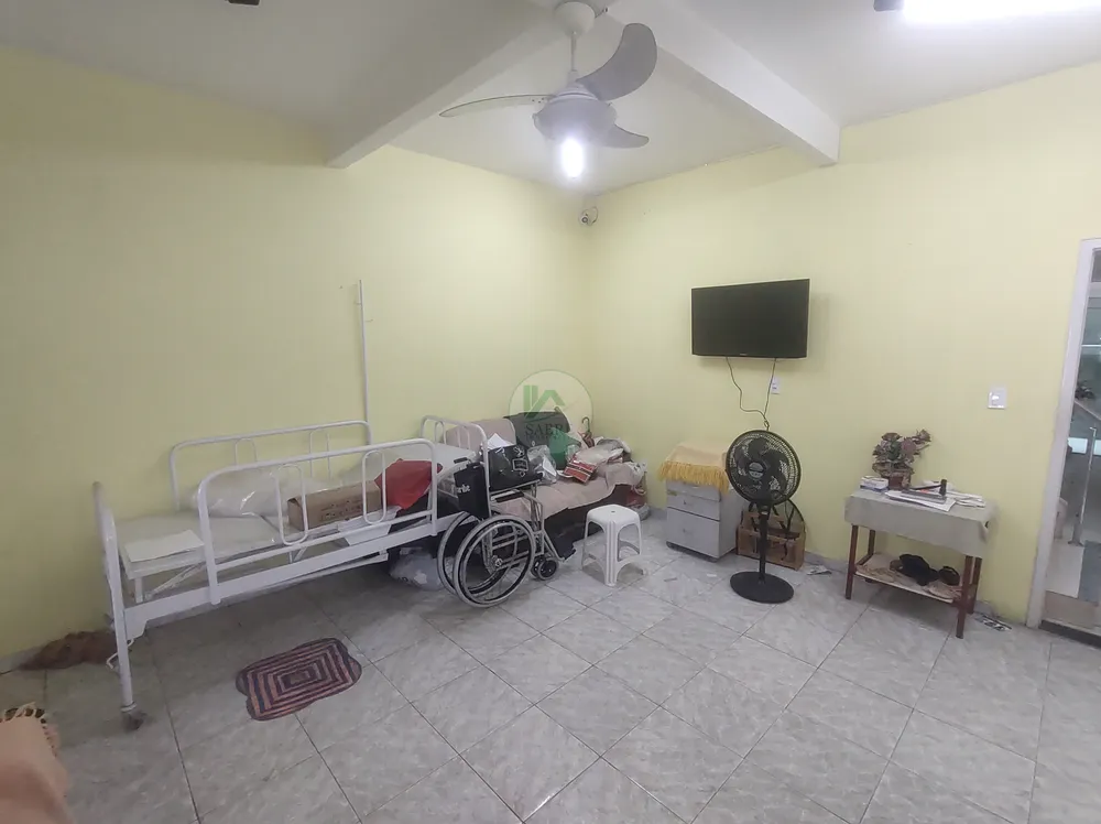 Casa, 3 quartos, 218 m² - Foto 6
