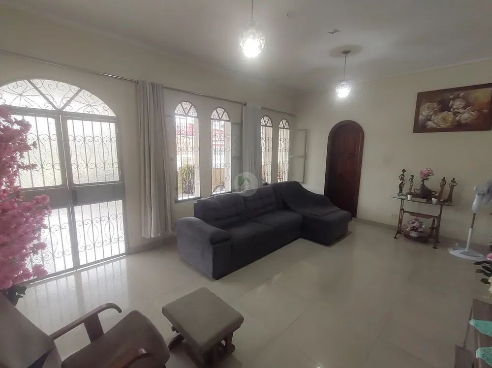 Casa, 4 quartos, 278 m² - Foto 2
